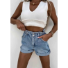 Short en jean femme avec une matière Stretch et confortable.