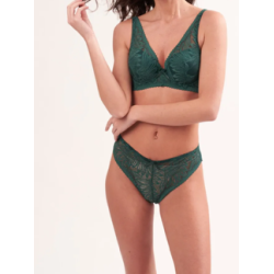 Ensemble soutien-gorge avec un tanga