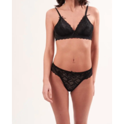 Ensemble soutien-gorge avec un string