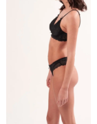 Ensemble soutien-gorge avec un string