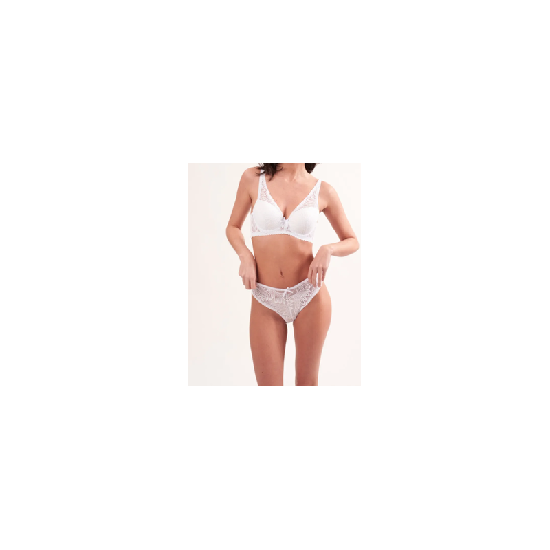Ensemble soutien-gorge avec un tanga Ensemble soutien-gorge avec un tanga