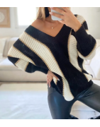 Pull à rayures en col V